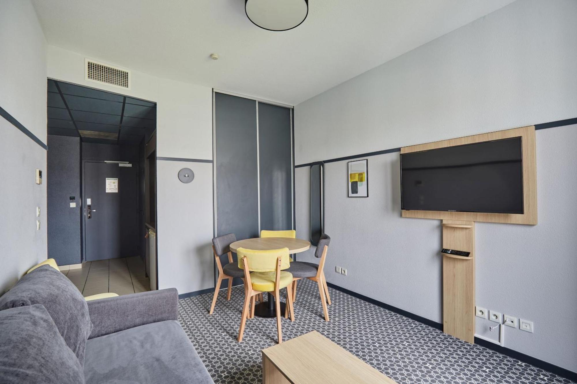 Appart'Hotel Odalys City - Bioparc Lyon Est Luaran gambar