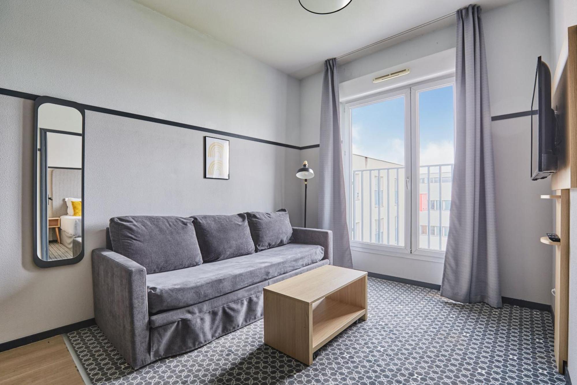 Appart'Hotel Odalys City - Bioparc Lyon Est Luaran gambar