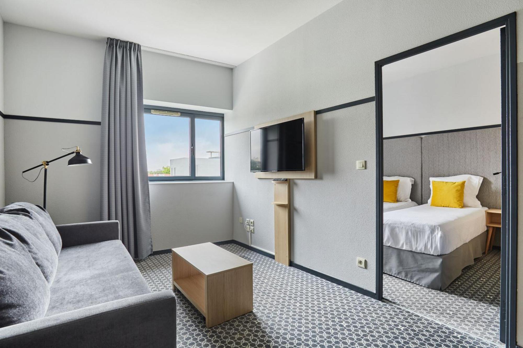 Appart'Hotel Odalys City - Bioparc Lyon Est Luaran gambar